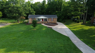 215 Maple Way