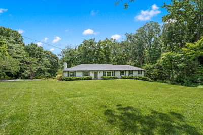 873 Forest Acres Dr