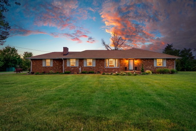 3013 Stanwyck Dr