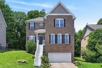 2040 Harvest Ln