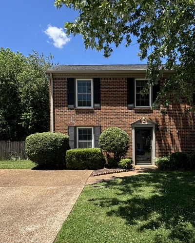 1129 W Main St