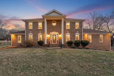806 Steeplechase Dr