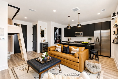 245 Hermitage Ave
