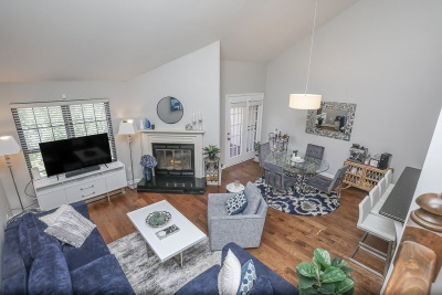 259 Glenstone Cir