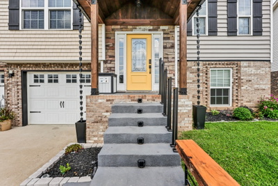 777 Banister Dr