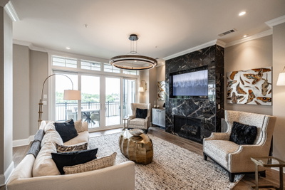 1024 Club View Drive
