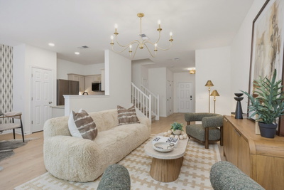 1360 Crown Point Pl