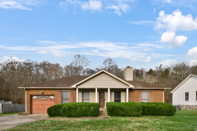 3416 Clearwater Drive
