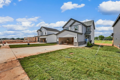 2808 Brewster Dr