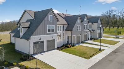 318 Panther Dr