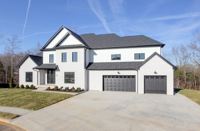 701 Sandringham Ct