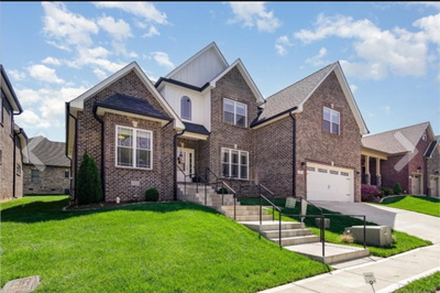 513 Summit View Cir