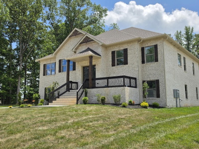 1280 Reda Dr