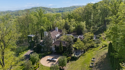 1500 Chickering Rd