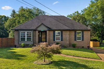 228 Kensington Pl