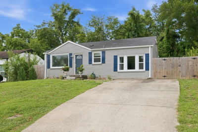 3223 Panorama Dr
