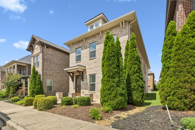 151 Benjamin Ln