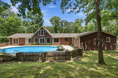 Exterior view of 1019 Hunts Ln in Hendersonville, TN
