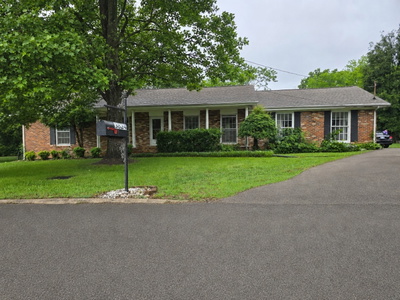 3824 Lake Aire Ct