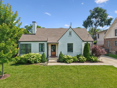 2416 W Linden Ave