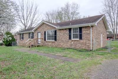 204 Hazelnut Ct