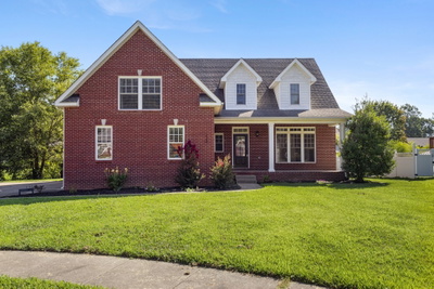 135 Weymouth Ct
