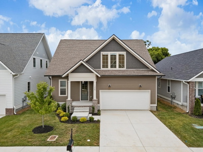 1305 Alderwood Pass
