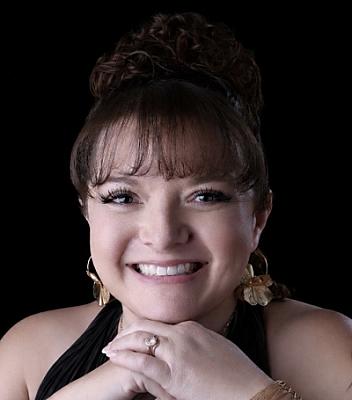 Holly Cavins Owner/Broker