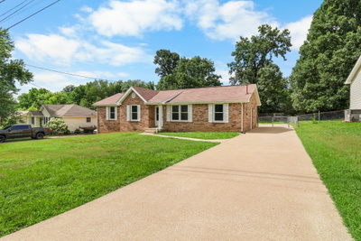 931 Poppy Dr