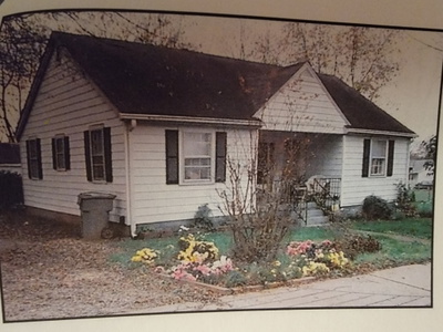 Exterior view of 127 Center St in Old Hickory, TN