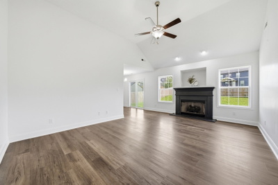 1854 Macarther Way