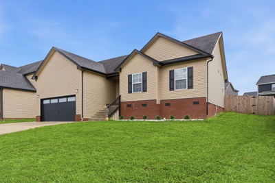 1854 Macarther Way