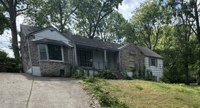 1404 Riverwood Dr