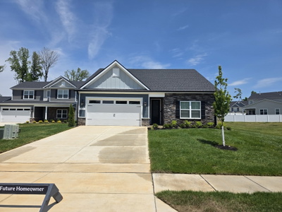 604 Silver Trace