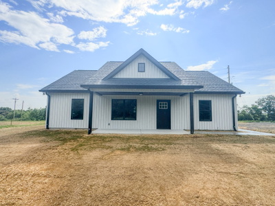4677 Scottsville Rd