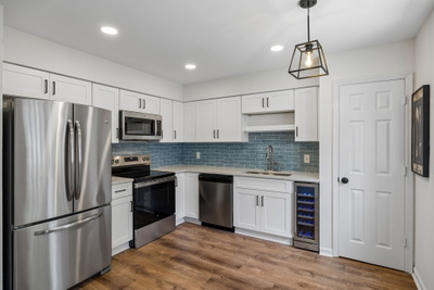 200 N Royal Oaks Blvd