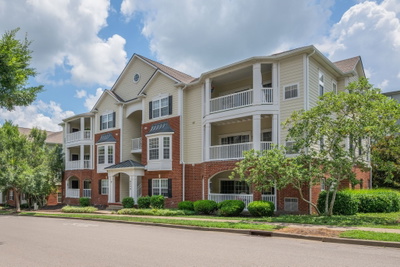 8045 Bienville Dr