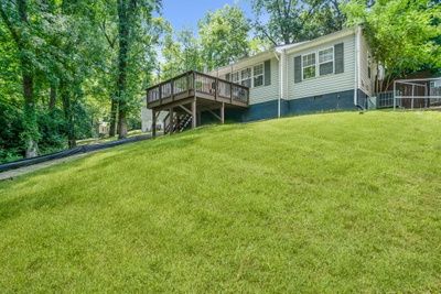 714 Woodlawn Dr
