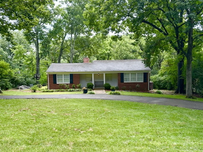 620 Royal Oaks Pl