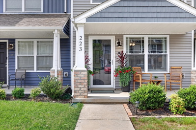223 Woodland Valley Ln