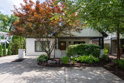 933 Kirkwood Ave