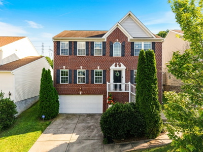 636 Wolfeboro Ln