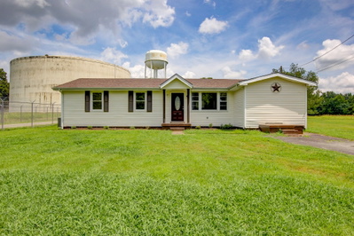 1375 Moss Rd
