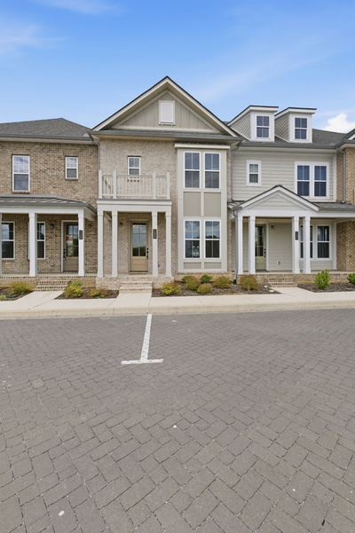 124 Nearwater Pl