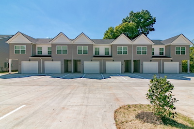 1960 Batts Ln