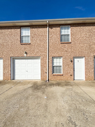 535 Lafayette Rd
