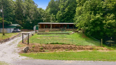 150 Amons Ln