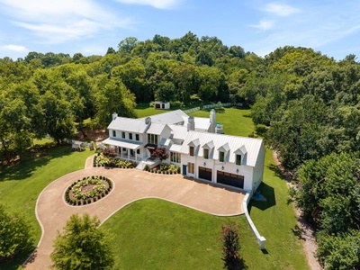 1747 Old Natchez Trce