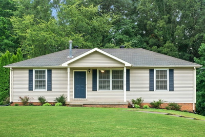 2706 Knob Ct
