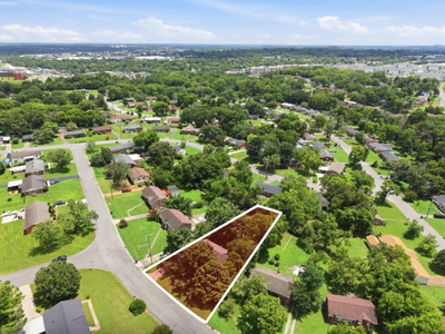 210 Friendship Dr